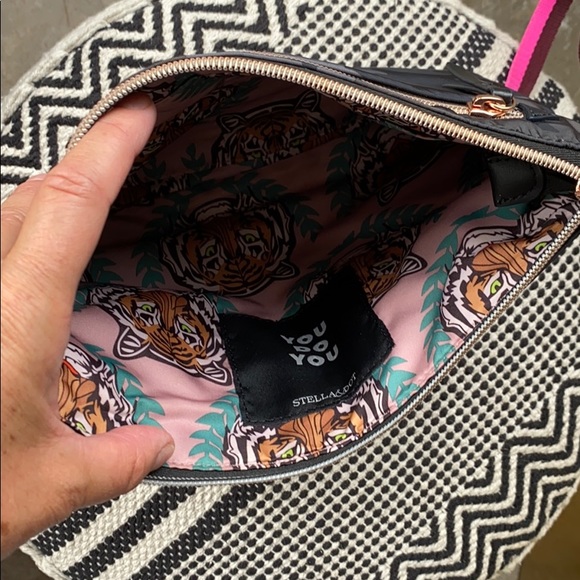 🆕 Stella & Dot Lady Boss Crossbody - Picture 7 of 7